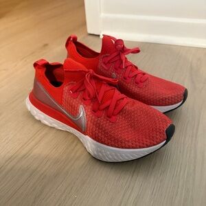 Nike Running Shoe, Size 9 - NWOT